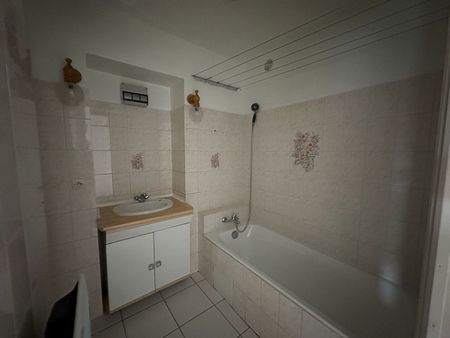 Location Appartement 3 pièces 53m² - Photo 5