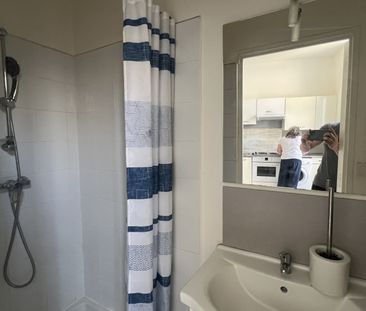 Studio lumineux avec cuisine équipée – Centre d’Avallon - Photo 6