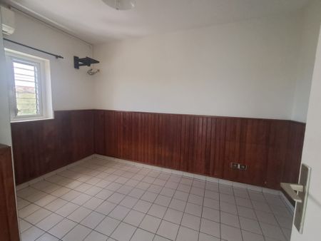 APPARTEMENT F4 - 101 m2 - FORT-DE-FRANCE - Photo 5
