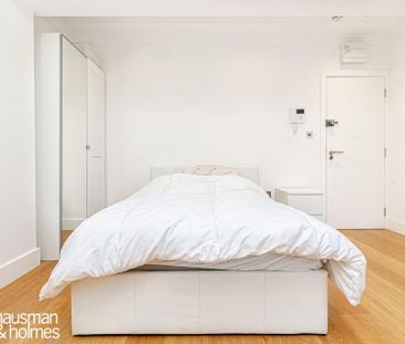 Studio to rent - Photo 2