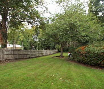 1 bed First Floor Flat for rent - Photo 6