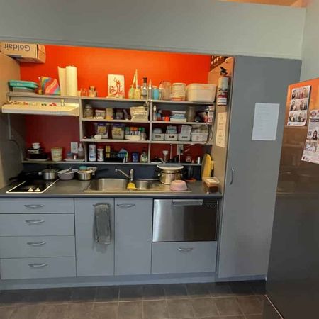 Central Wellington Apartment - Photo 4