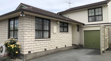 3 Bedroom Home - Photo 4