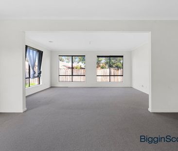 23 Tyler Crescent, Tarneit, Vic 3029 - Photo 6