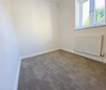 3 bedroom detached house to rent - Photo 2