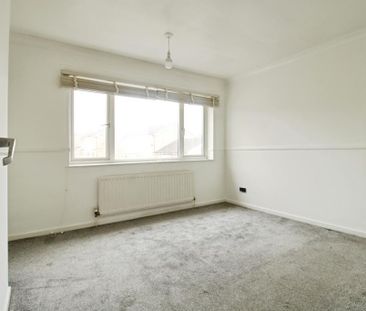 2 bedroom semi-detached house to rent - Photo 2