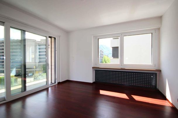 Lugano: elegante e moderno appartamento di 4,5 locali in centro - Photo 1
