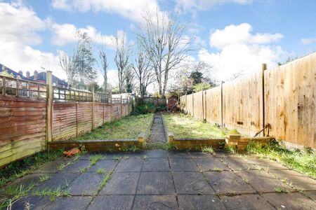 3 bedroom terraced house to rent - Photo 3