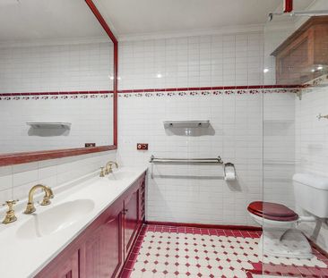 5 Hampton Road, Essendon West - Photo 1