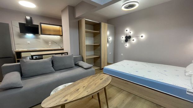 Studio/Γκαρσονιέρα για ενοικίαση - Φάληρο - Ιπποκράτειο, - Φωτογραφία 1
