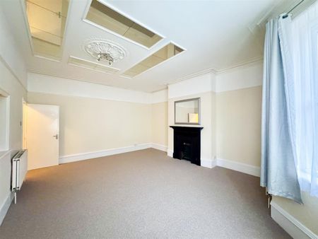 St Leonards Road, Bexhill on sea, TN40 1JB - Photo 2