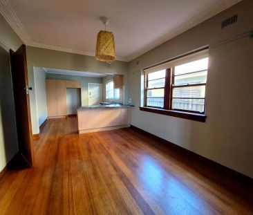 1/158 Gould Street, Frankston VIC 3199 - Photo 1