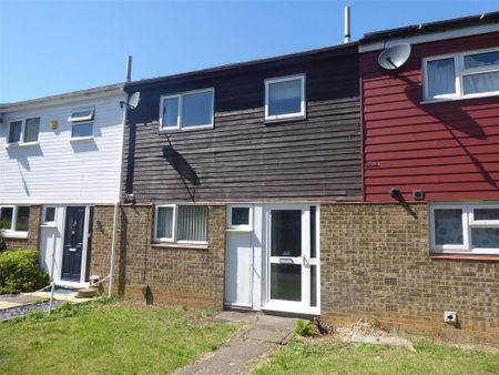 3 bedroom terraced house to rent - Photo 2