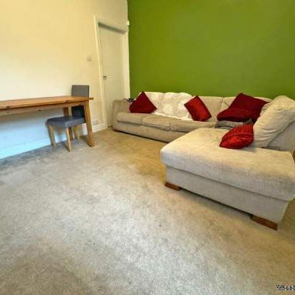 2 bedroom property to rent in Oldham - Photo 1