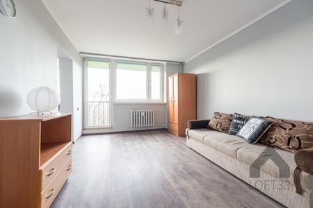 Słoneczna kawalerka na Podwalu w Jaworznie do wynajęcia | Spacer 3D - Zdjęcie 2