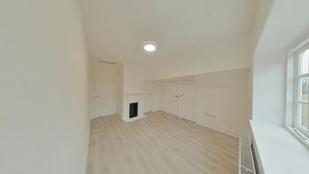 3 bedroom detached house to rent - Photo 3