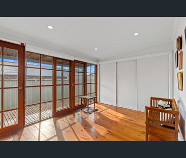 1/21 Heinz Street, White Hills, Vic 3550 - Photo 3