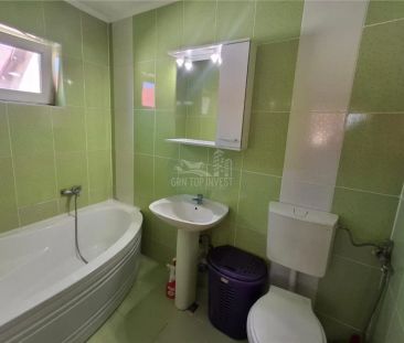 Apartament 3 camere balcon zona Vasile Aaron - Photo 5