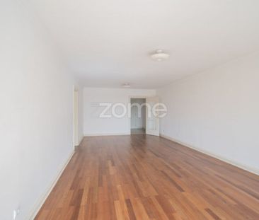 3 room luxury Apartment for rent in Cascais e Estoril, Portugal - Photo 5