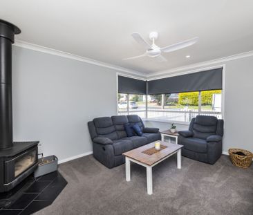 37 Fergus Road, Queanbeyan - Photo 1