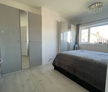 3 Bed Semi-Detached House, Brookhill Avenue, LS17 - Photo 5