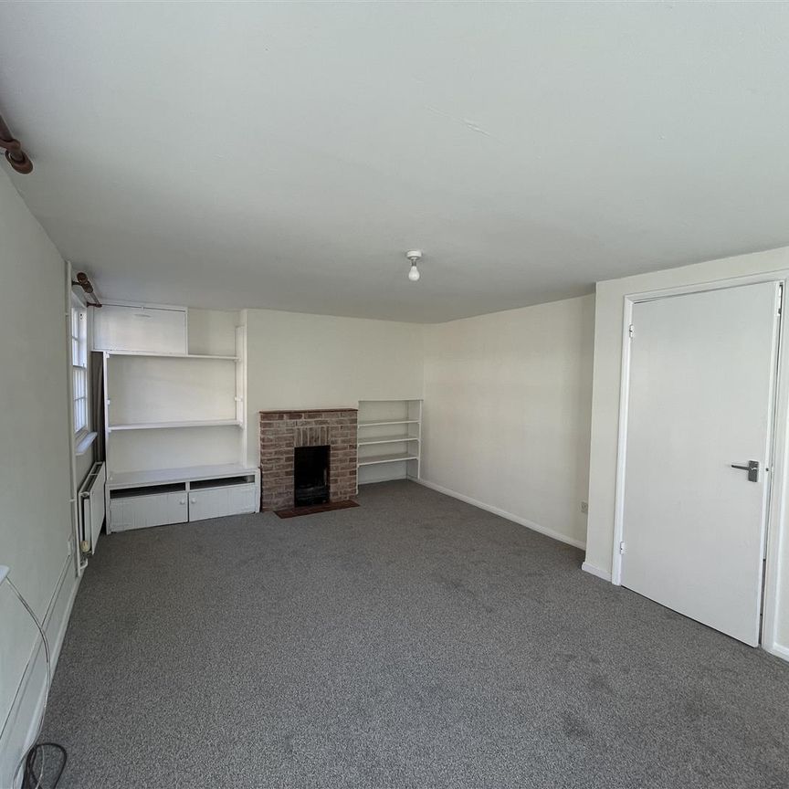 Chapel Cottages, Wickhambreaux, Wickhambreaux Canterbury - Photo 1