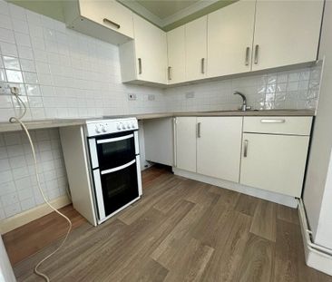 Columbia Road, Bournemouth, Dorset, BH10 - Photo 6