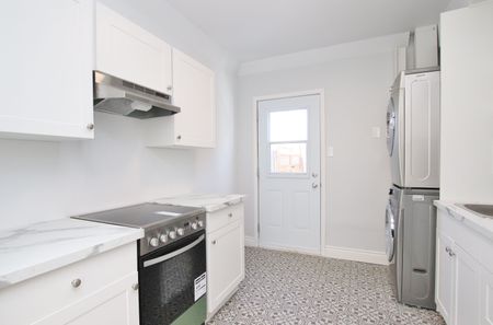 For Lease - 86 Elvaston Avenue Unit# B, South of Baseline to Knoxdale, Ontario - Photo 4