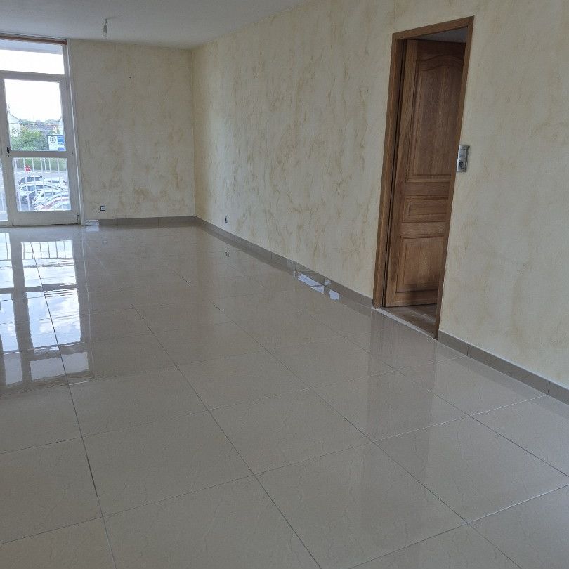Location Appartement 3 pièces 67m² MAUBEUGE 59600 - Photo 1