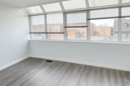 For Lease - 17 Keewatin Avenue, Toronto, Ontario - Photo 3