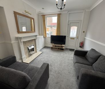 Bismarck Street, Leeman Road - P5002 - Photo 1