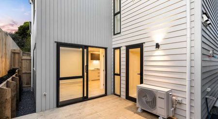 Brand new stand alone home with garage - Photo 2