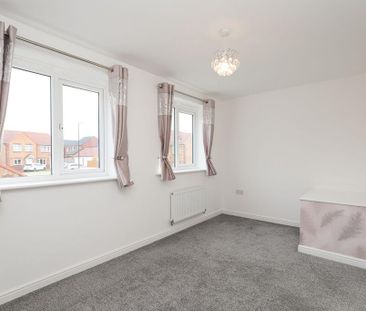 3 bedroom semi-detached house to rent - Photo 4