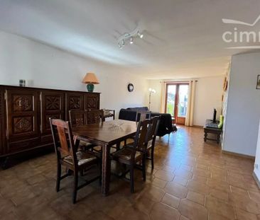 VILLA AVEC GRANDE TERRASSE - Photo 2