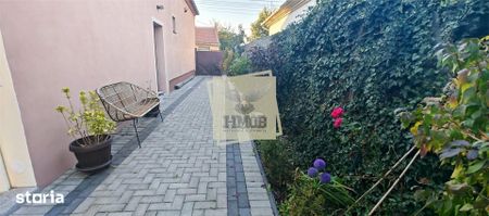 Casa cu 3 camere 2 bai si 289 mp teren in zona Lazaret - Photo 4