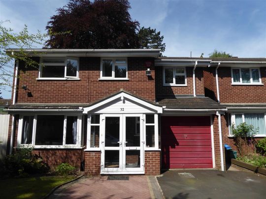 4 bedroom House To Let - Photo 1