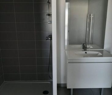 T2 AVEC BALCON ET PARKING - Photo 3