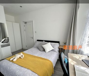 1 bedroom in a house share to rent - Photo 3