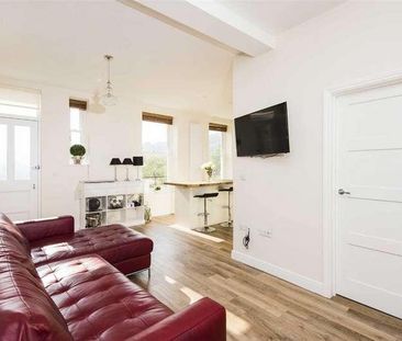 Brassknocker Hill, Bath, BA2 - Photo 1