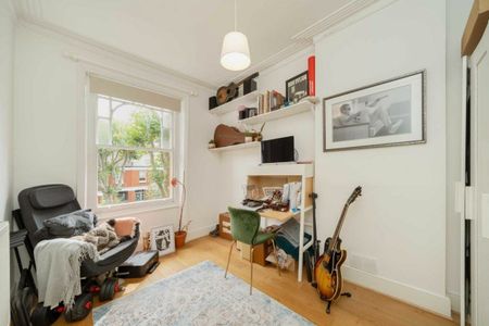 Stapleton Hall Road, Finbsury Park, N4 - Photo 3