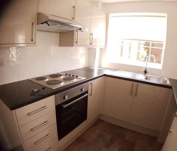 Rochford Drive, Luton, LU2 - Photo 1
