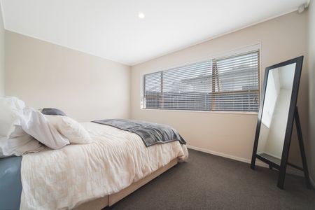 2 bedroom unit - Photo 3