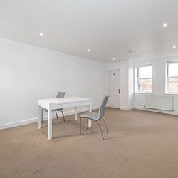 High Street, Ashford, TN24 8SD, Kent - Photo 3