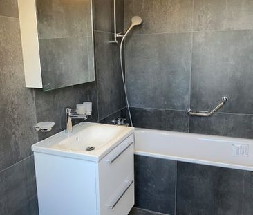 Appartement de 3 pièces en duplex situé au 5ème étage - Photo 2