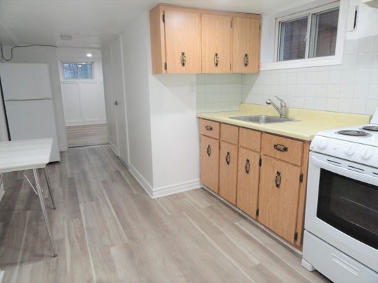 For Lease - 328 Linsmore Crescent Unit# (lower level), Toronto, Ontario - Photo 1