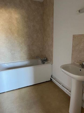 Location appartement T5 88.00m² à Epernay (51200) Loyer CC * : 660.14 € Réf : ER.20260 - Photo 4