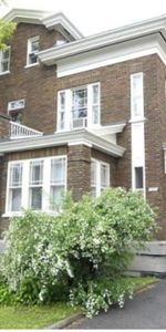 5 1/2 (2CC+bureau) sur 2étages(2e et 3e) - Photo 4