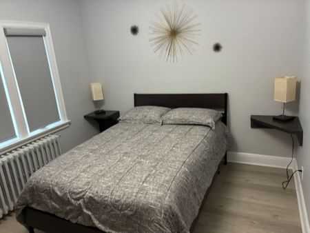 For Lease - 36 Lawrence Avenue Unit# Main Floor, Toronto, Ontario - Photo 3