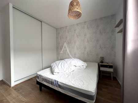 Location Appartement 2 pièces 48m² - Photo 4