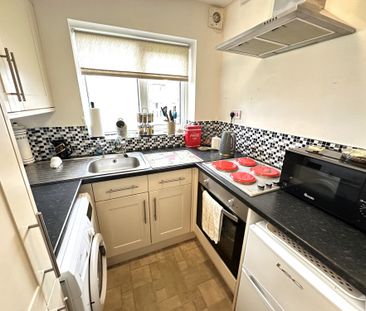 Marsh Way, Penwortham - Photo 3
